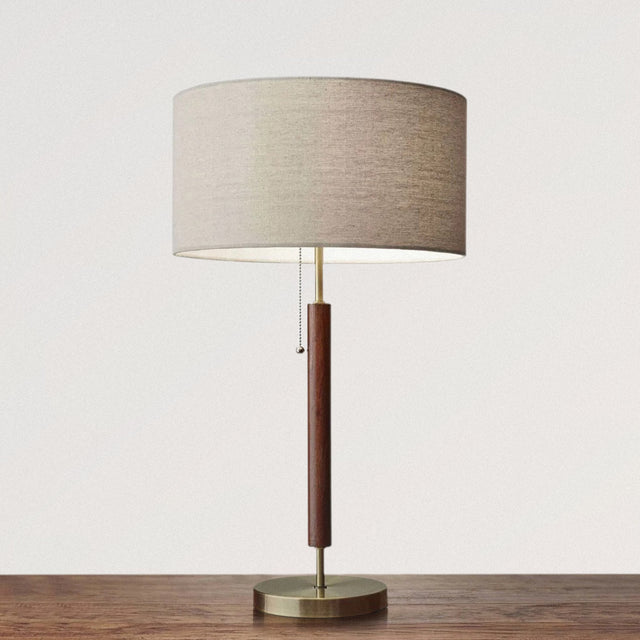 VINCENT Table Lamp in Antique Brass and Walnut - WOODEN SOUL